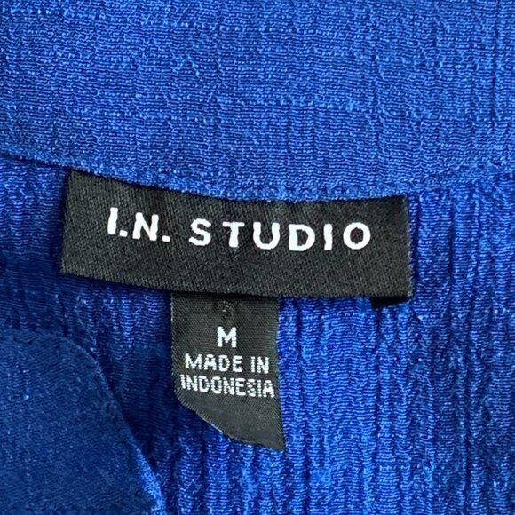 I.N. Studio Button Front Top Roll Tab Sleeve Sz M Blue #106B - Picture 6 of 8